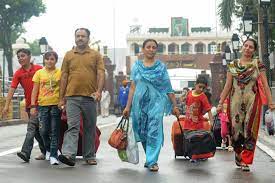 ‘800 Pakistani Hindus returned home from India’
